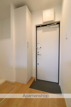 Ｓｔ．セシリア[1R/30.24m2]の玄関