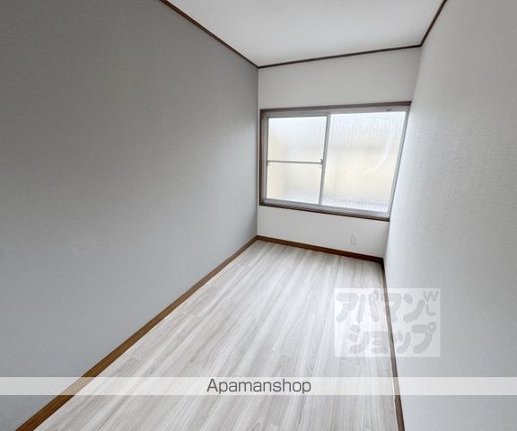 羽束師鴨川町350ー6テラスハウスの内装写真