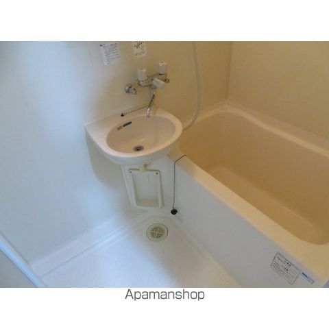 ソレイユ駒沢[1K/27.66m2]のバス