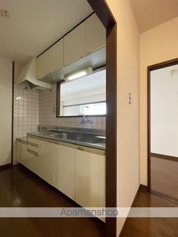 フォレスト谷上の内装写真