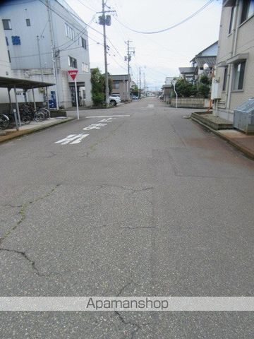 ロイヤルスクエアの周辺写真