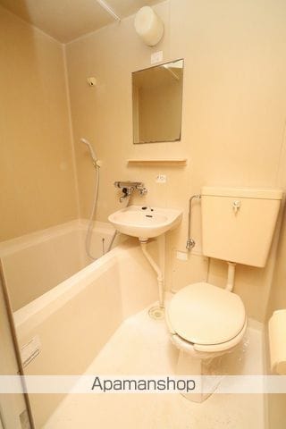 イーストアベニュー高校前の内装写真