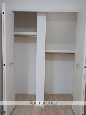 オリーブの内装写真