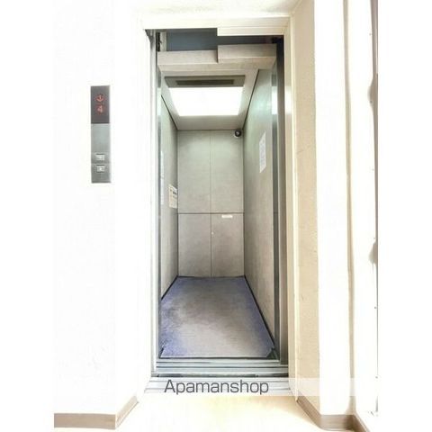 さんぱちBLDIの内装写真