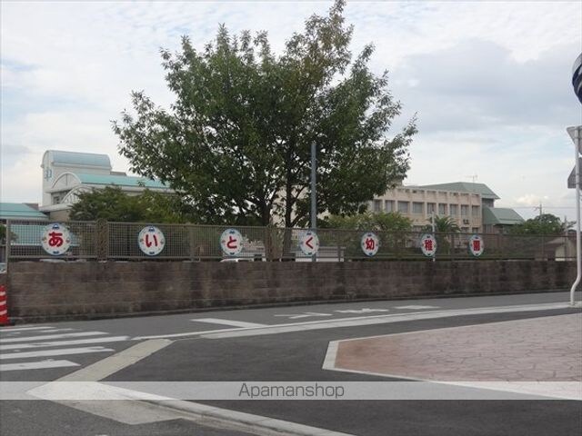 和歌山県和歌山市今福５丁目[3K/42.12m2]の周辺5