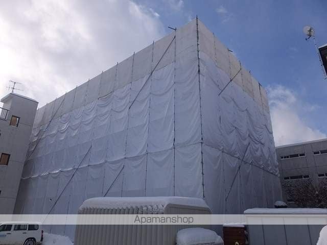 GRANMODE学園前の外観写真