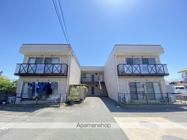 メゾンペルネの外観写真