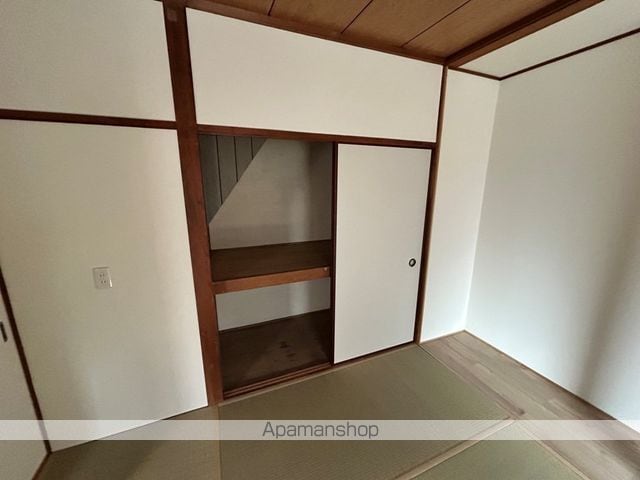 高司3丁目戸建ての内装写真