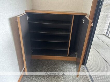 フローラ四月田　Ａ棟[2LDK/56.6m2]の内装1