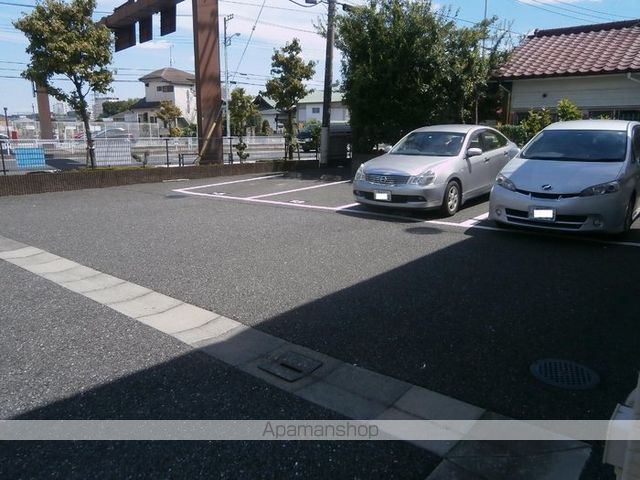 【日野市落川のアパートの写真】