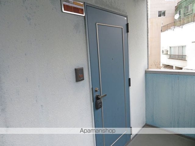 オクトワール長岡中央の玄関写真