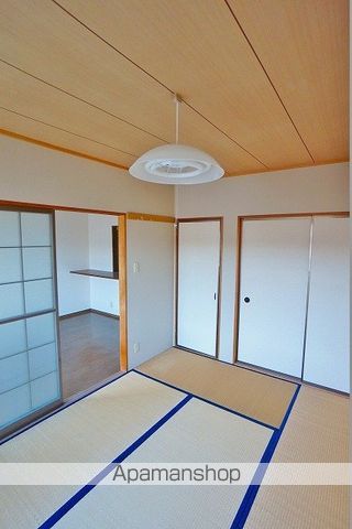 トゥ・ビエンテBの内装写真