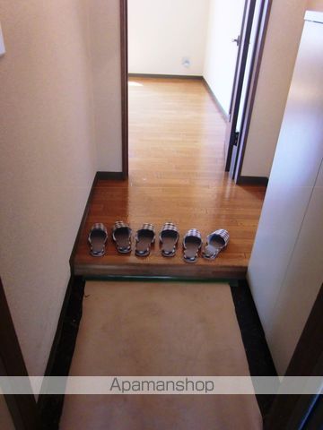 クレストールIIIの内装写真