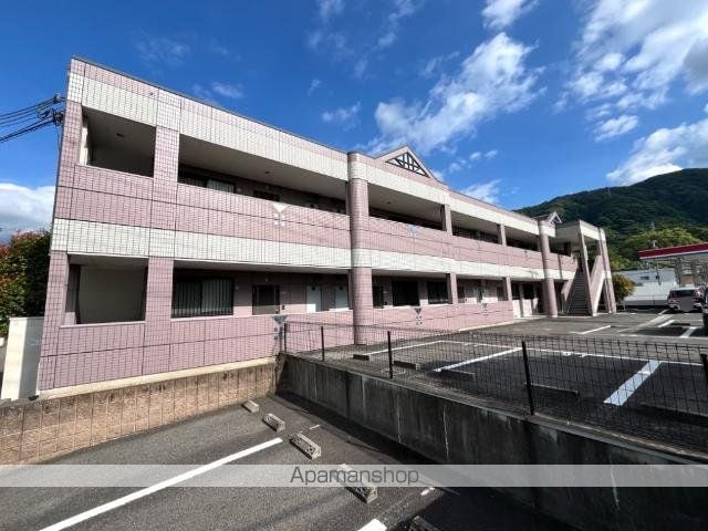 ポルトファミリアの外観写真