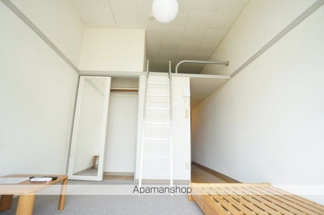 レオパレス冨田IIIの内装写真