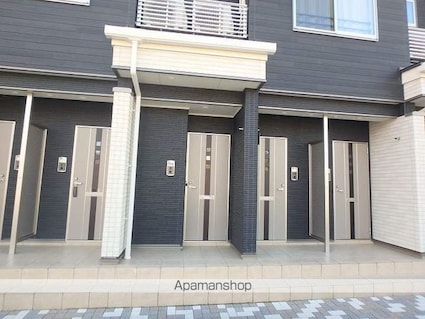 ダイヤモンドムーン[1LDK/50.53m2]のエントランス