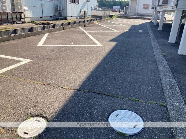 シャルマン・パルのその他写真