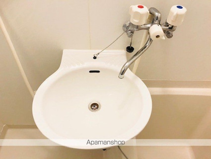 レオパレスパークヒルアオキ[1K/20.28m2]の洗面所