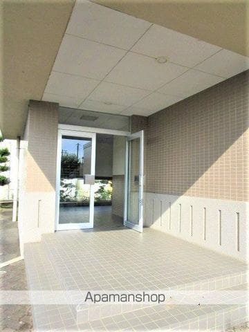 グレイス旭台の玄関写真