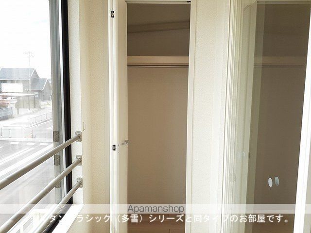リード・ルミナの内装写真