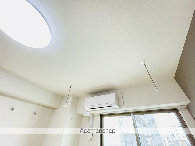 ホワイトメゾン新栄の内装写真