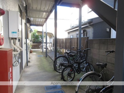 Ｗｈｉｔｅ　Ｇｏｏｓｅ[2DK/40m2]の共用部1