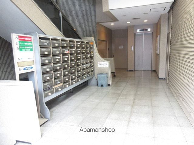 山手杉並ビルの玄関写真