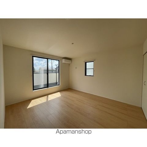 detached 埼玉県比企郡川島町大字上伊草1558-5
地図を見る
