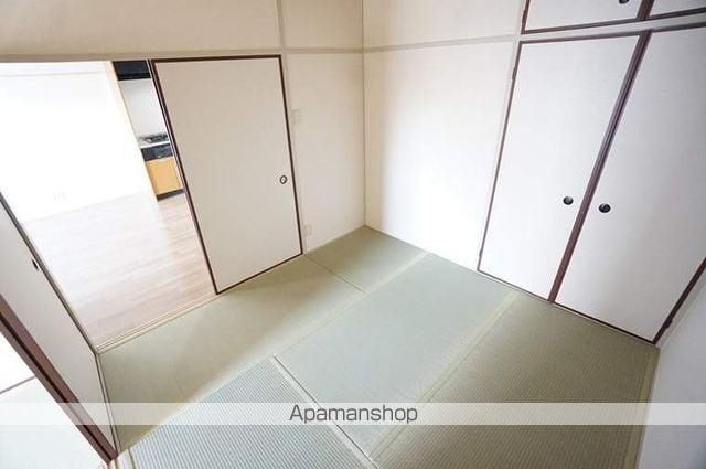 ライオンズマンション千里丘A棟の内装写真