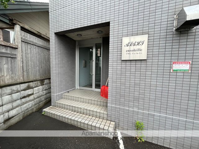 ASAHIアンソレイエの玄関写真