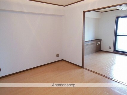 レジデンス２７番館[2DK/40.7m2]の共用部3