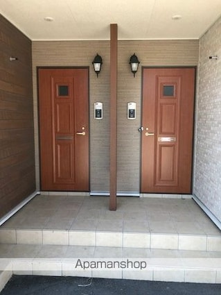 ヴィル　クラージュⅢ[1LDK/50m2]のエントランス