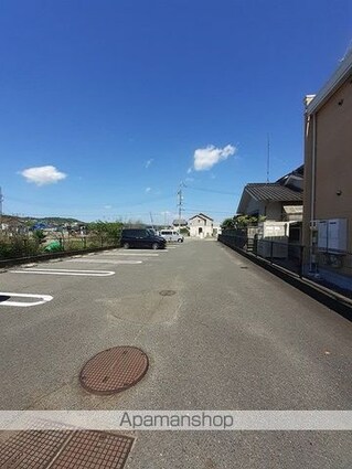 ロジュマン　グラシューＫ[2LDK/60.33m2]の駐車場