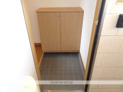 クレイドール[1K/33.99m2]の玄関