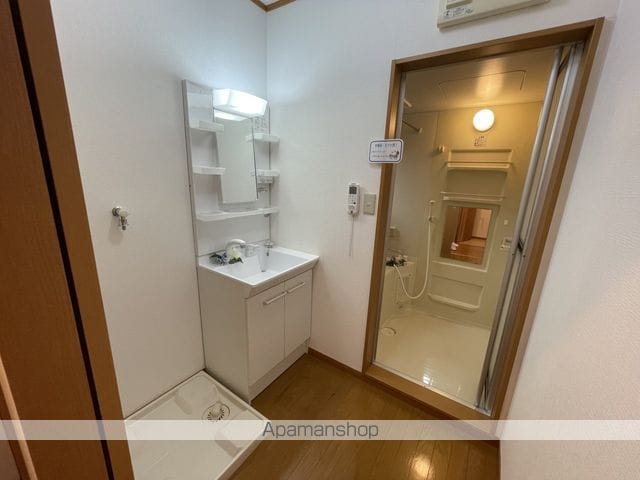 トレゾア湯川新町A棟の内装写真