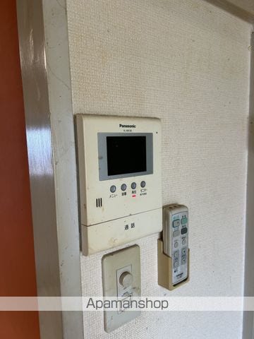 レクサス芳泉IIの内装写真