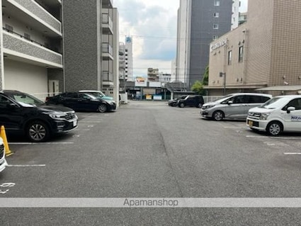クレアトゥール２１[1K/27.28m2]の駐車場4