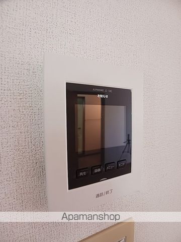 エンブレムIIの内装写真