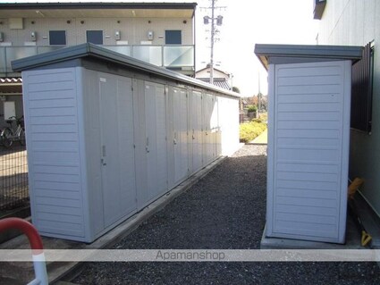 Ｇｒｅｅｎ　Ｖｉｌｌａ[2LDK/57.33m2]の共用部9