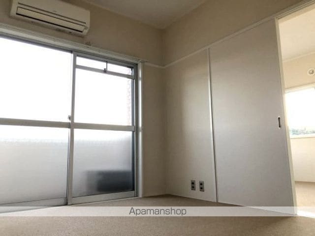 メゾン倉前の内装写真