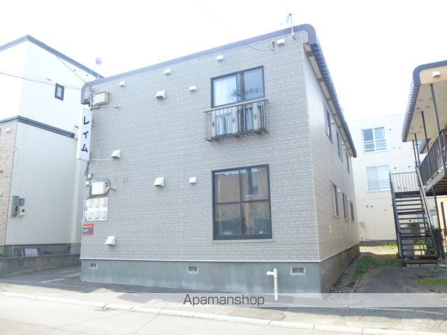 札幌市東西線 大谷地駅 徒歩8分 2階建 築43年の外観写真