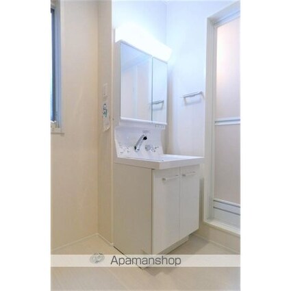 ヴェルデブレッツア等々力[1LDK/31.27m2]の洗面所