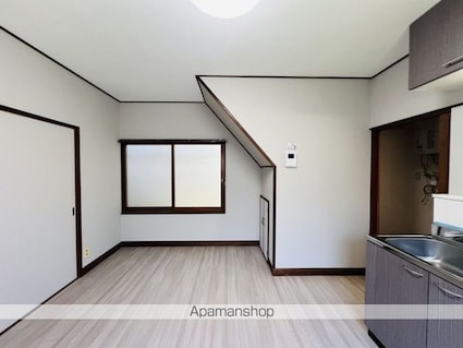 中道１丁目３２番貸家[2DK/54.6m2]の内装3