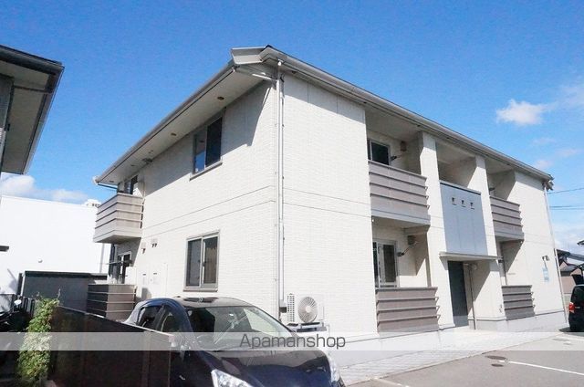 金沢市 2階建 築21年の外観写真