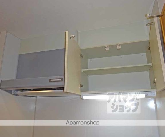 LPUR BUILの内装写真