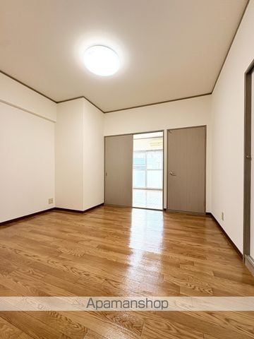 クレール帝塚山の内装写真