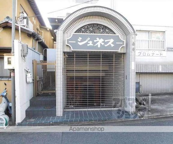 マンションジュネスの玄関写真