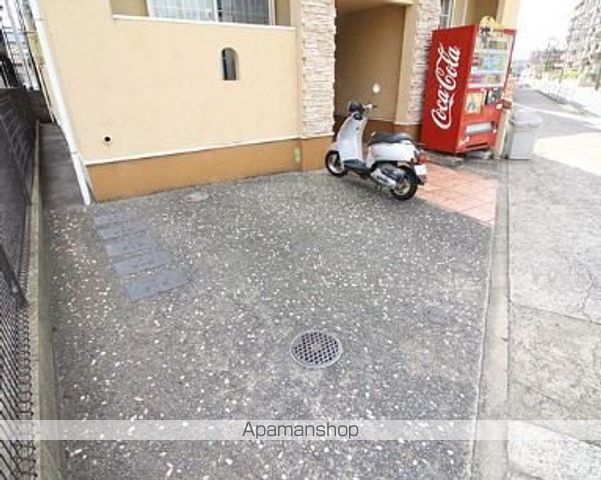 コンフォートベネフィス姪浜IIIの玄関写真