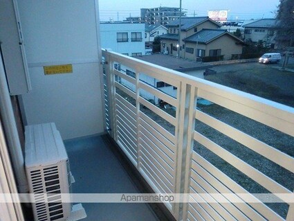 レオネクスト日野万願寺[1R/23.18m2]のバルコニー