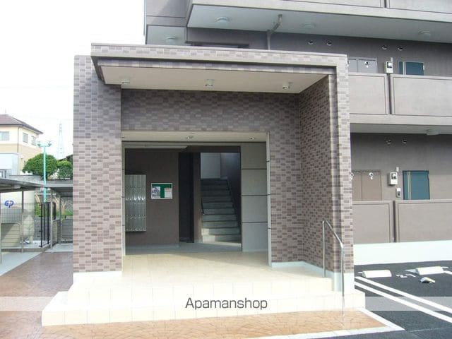 ノーブル古瀬の玄関写真